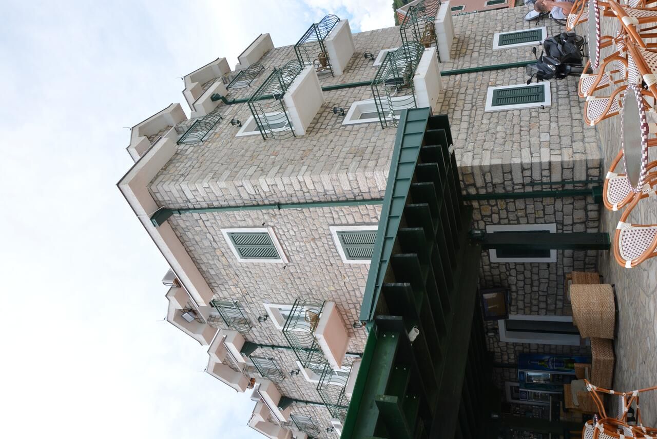 Отель Hotel RR Херцег-Нови