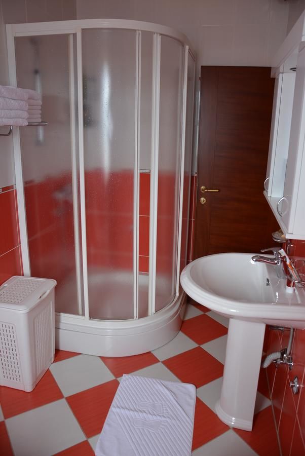 Отель Hotel RR Херцег-Нови-46