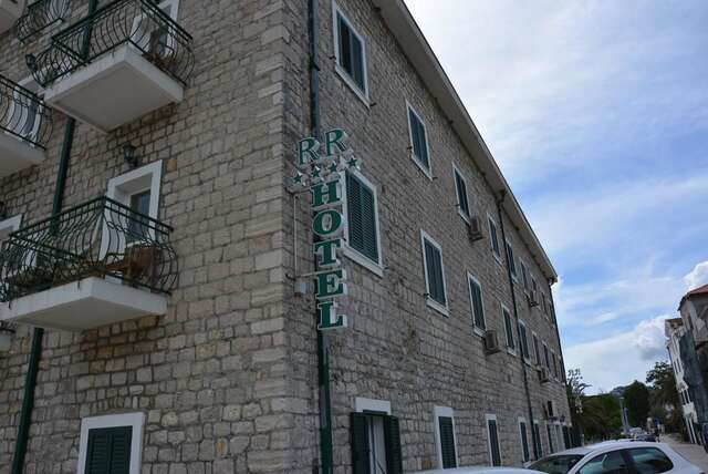 Отель Hotel RR Херцег-Нови-40
